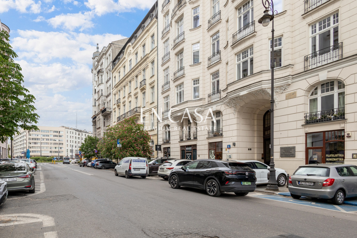 Commercial space Rent Warszawa Śródmieście Bagatela 1